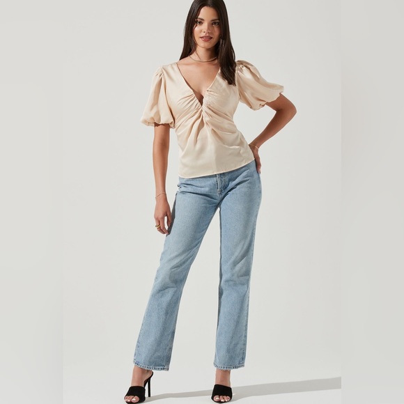 (AA4) AS­TR the La­bel Deep-V Bal­loon Sleeve Top, Size XL, NWT - Picture 1 of 14